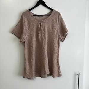 Like new- flax linen top